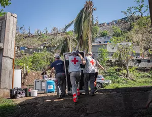 Mission Veoliaforce avec la Croix-Rouge française à Mayotte © Guillaume Binet, MYOP