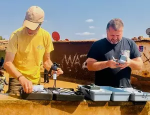 Guy de Sainte Claire et Emmanuel Corbel en mission Veoliaforce au Malawi, juillet 2025