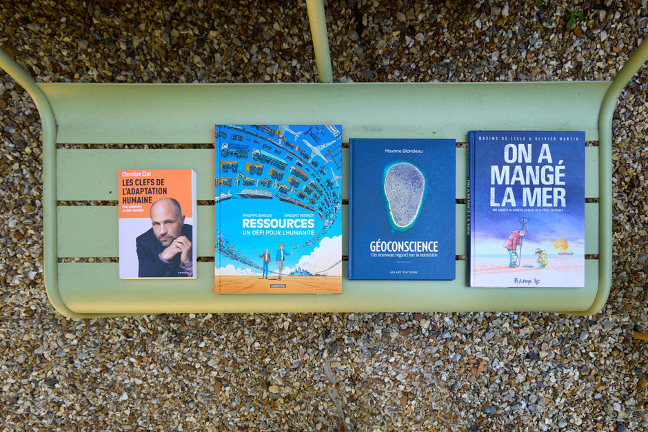 Les ouvrages nommés pour le Prix du Livre Environnement 2025, catégorie Adultes